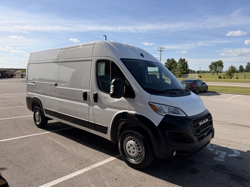 2025 Ram ProMaster 3500 High Roof Cargo Van 14k mi's SLT Collinsville OK