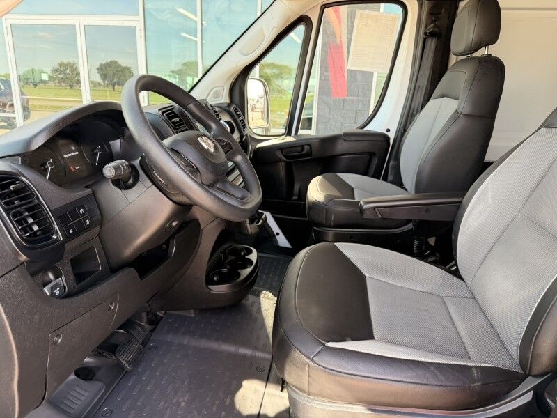 2025 Ram ProMaster 3500 High Roof Cargo Van 14k mi's SLT Collinsville OK