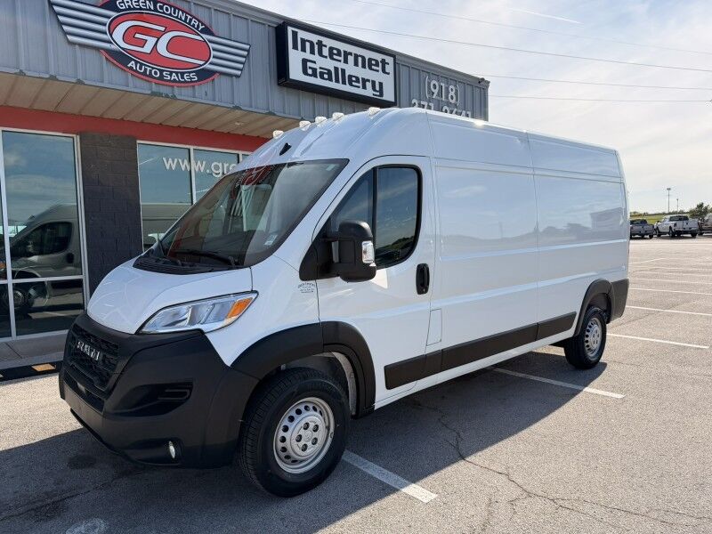 2025 Ram ProMaster 3500 High Roof Cargo Van 14k mi's SLT Collinsville OK