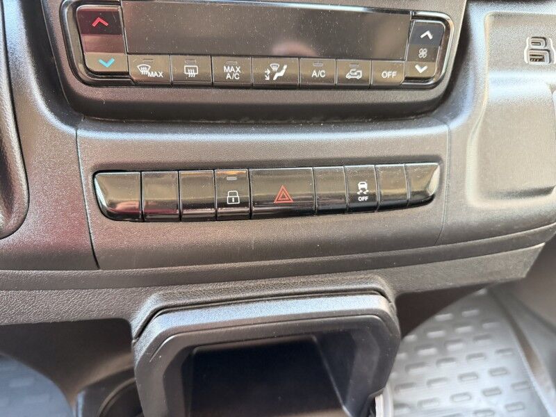 2025 Ram ProMaster 3500 High Roof Cargo Van 14k mi's SLT Collinsville OK