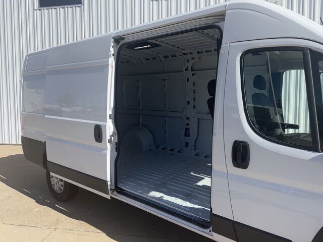 2025 Ram ProMaster 3500 High Roof West Burlington IA