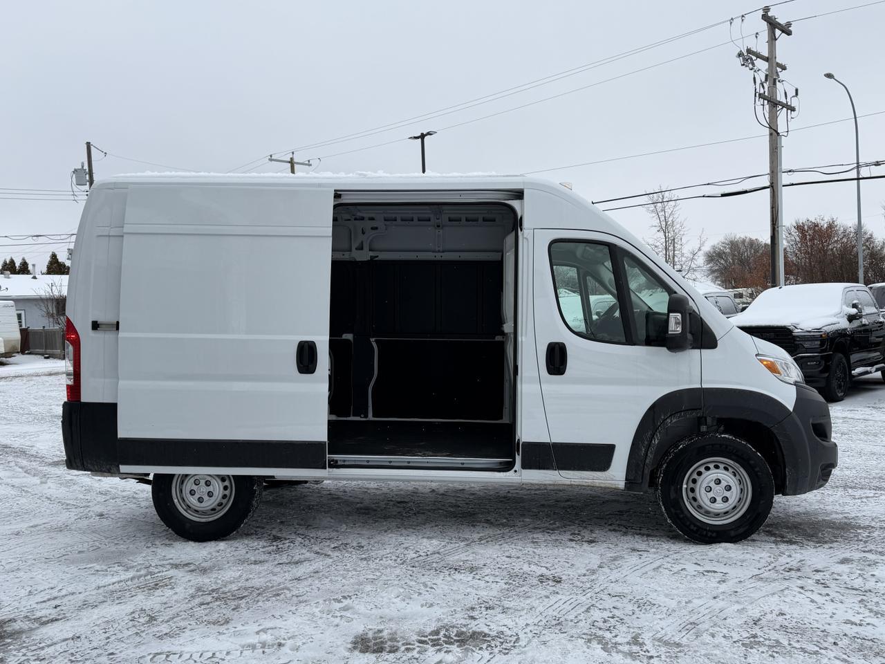 2025 Ram ProMaster Cargo Van 2500 Tradesman FWD High Roof | V6 | Backup Camera | Remote Keyless Entry Redwater AB