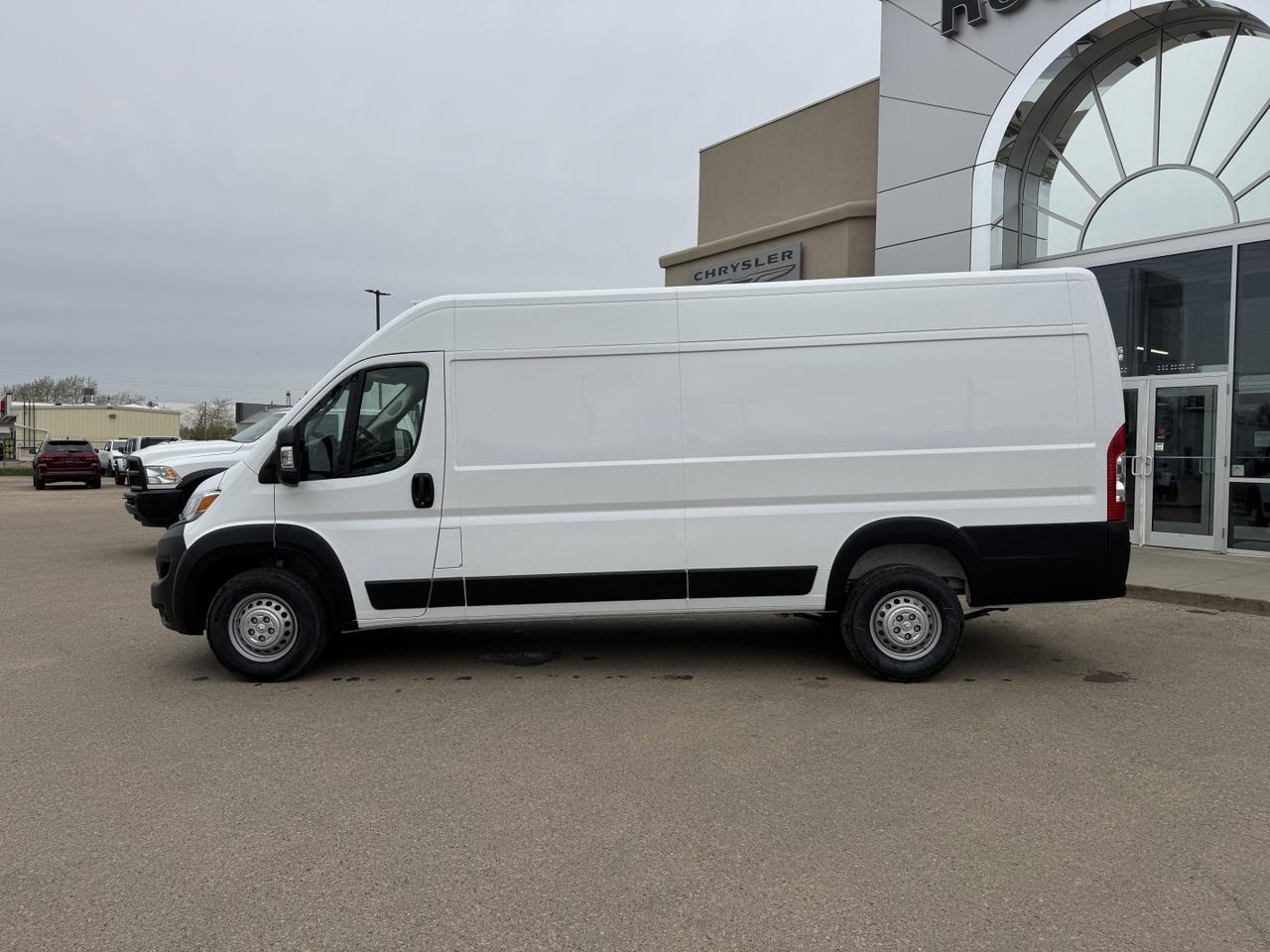 2025 Ram ProMaster Cargo Van 3500 Tradesman High Roof Cargo Van | V6 | 159WB EXT I Heated Seats Redwater AB