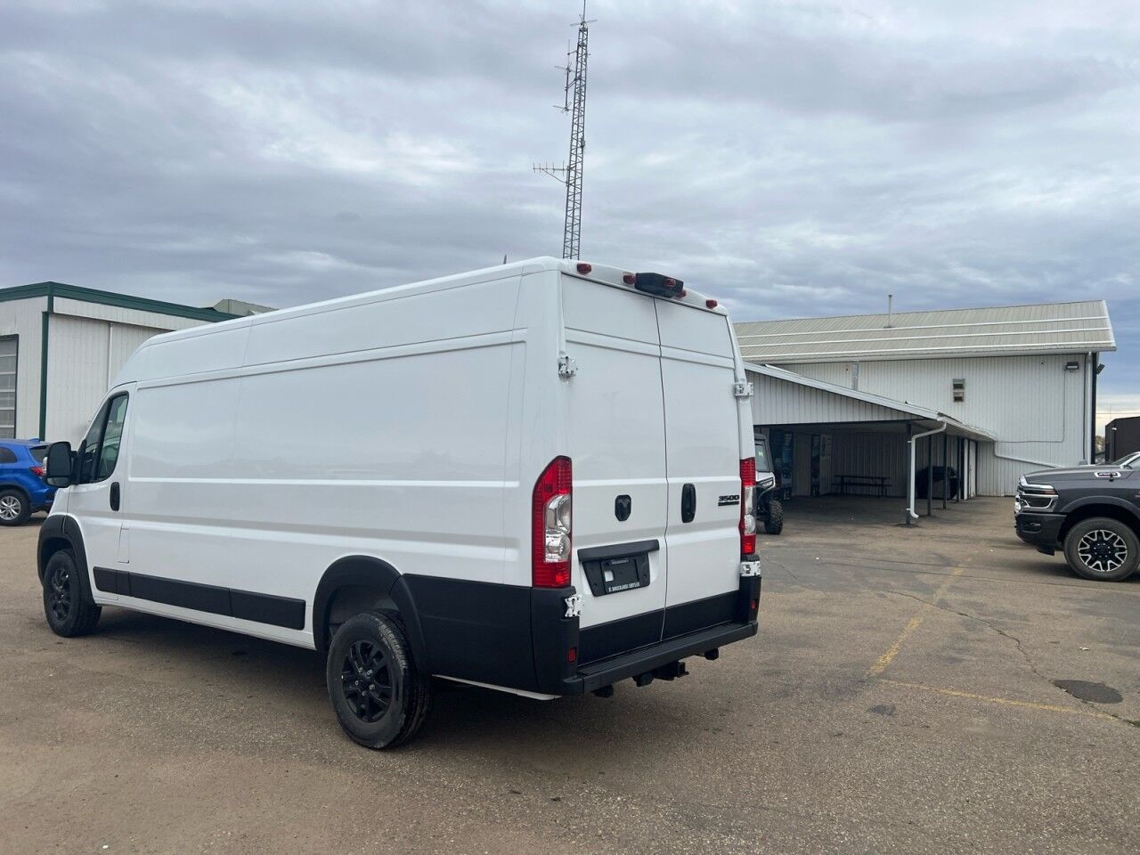 2025 Ram ProMaster Cargo Van SLT+ High Level AB