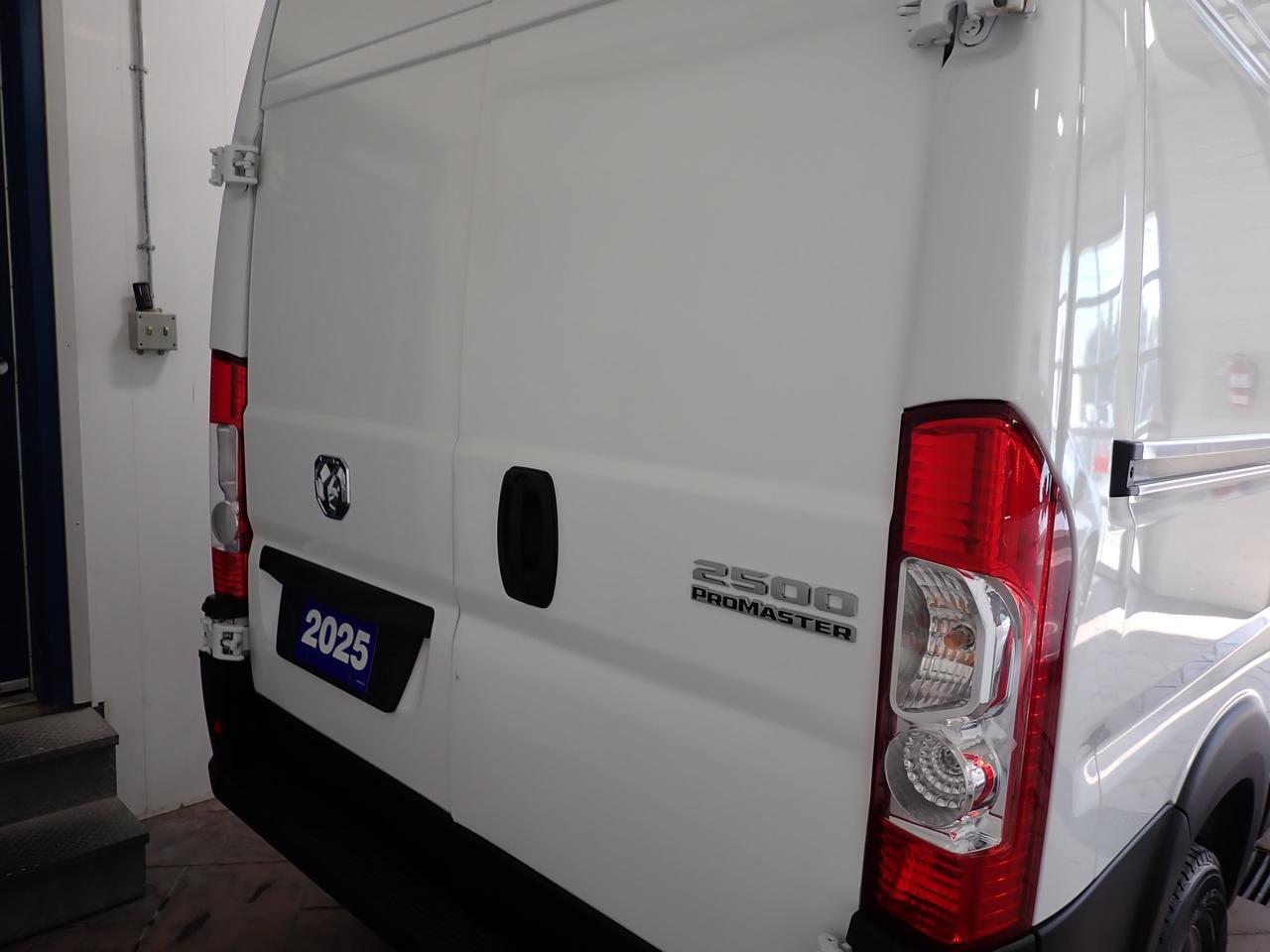 2025 Ram ProMaster Cargo Van Tradesman 2500 HIGH ROOF LEATHER 136" Listowel ON