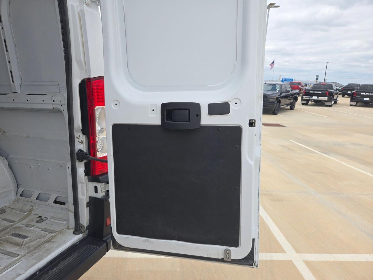 2025 Ram ProMaster Cargo Van Tradesman Castroville TX