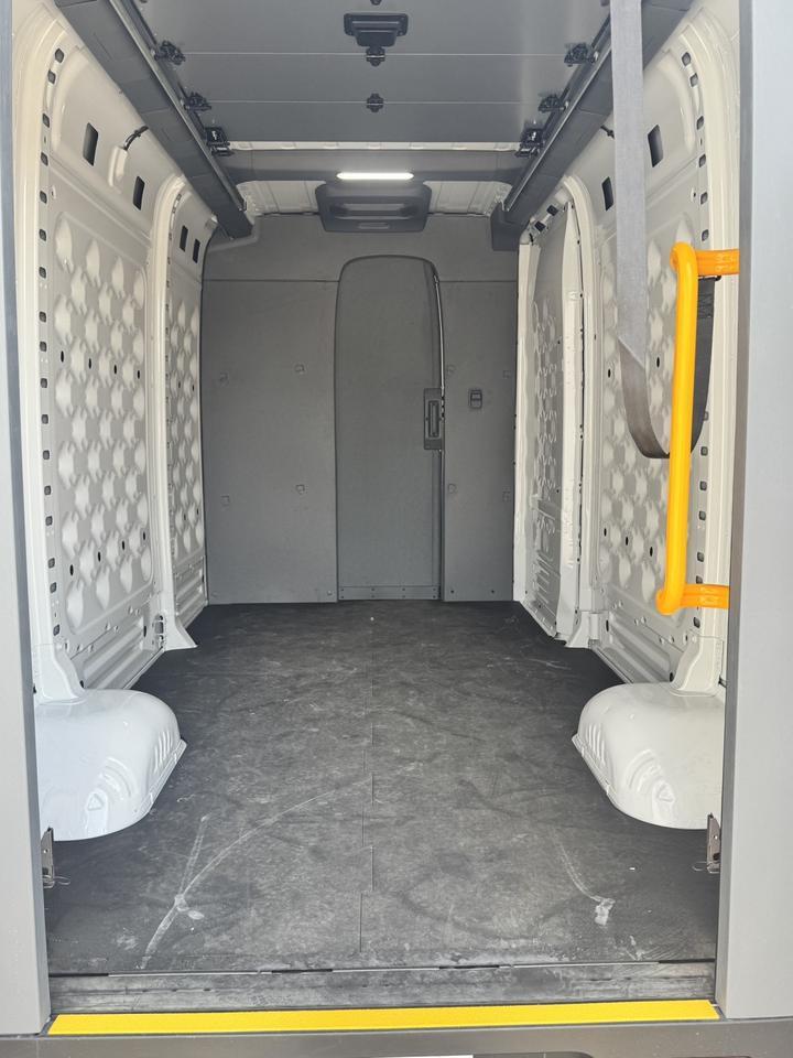 2025 Rivian EDV 500 FWD Maumee OH