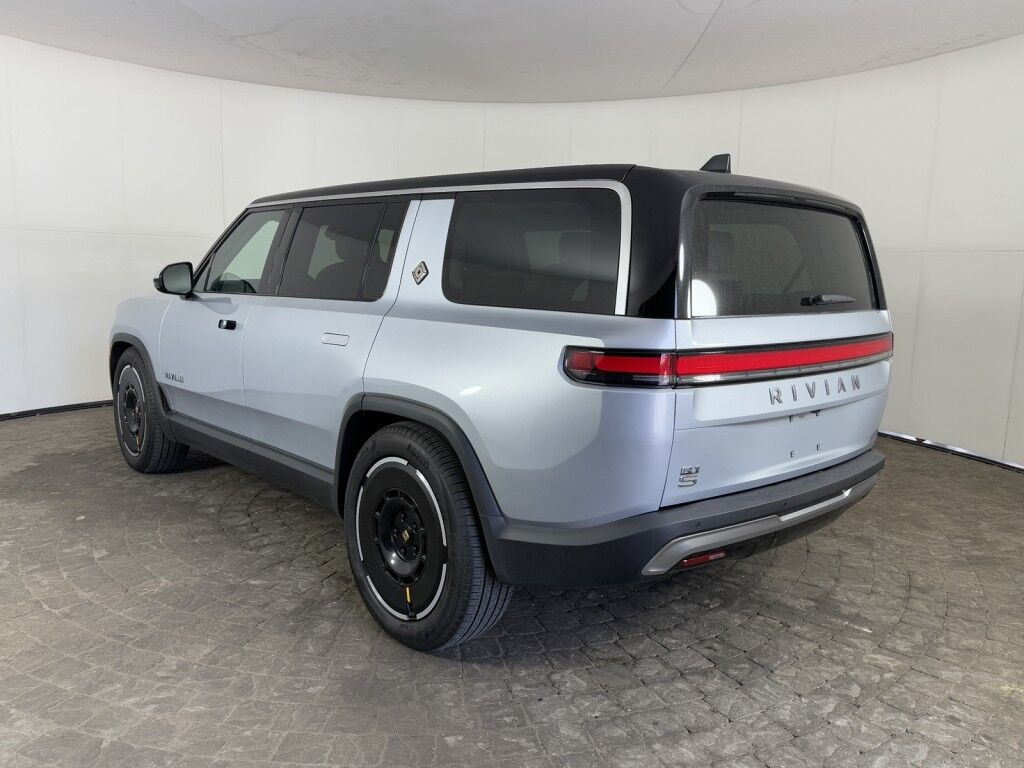 2025 Rivian R1S Adventure Dual-Motor Max Pack Maumee OH