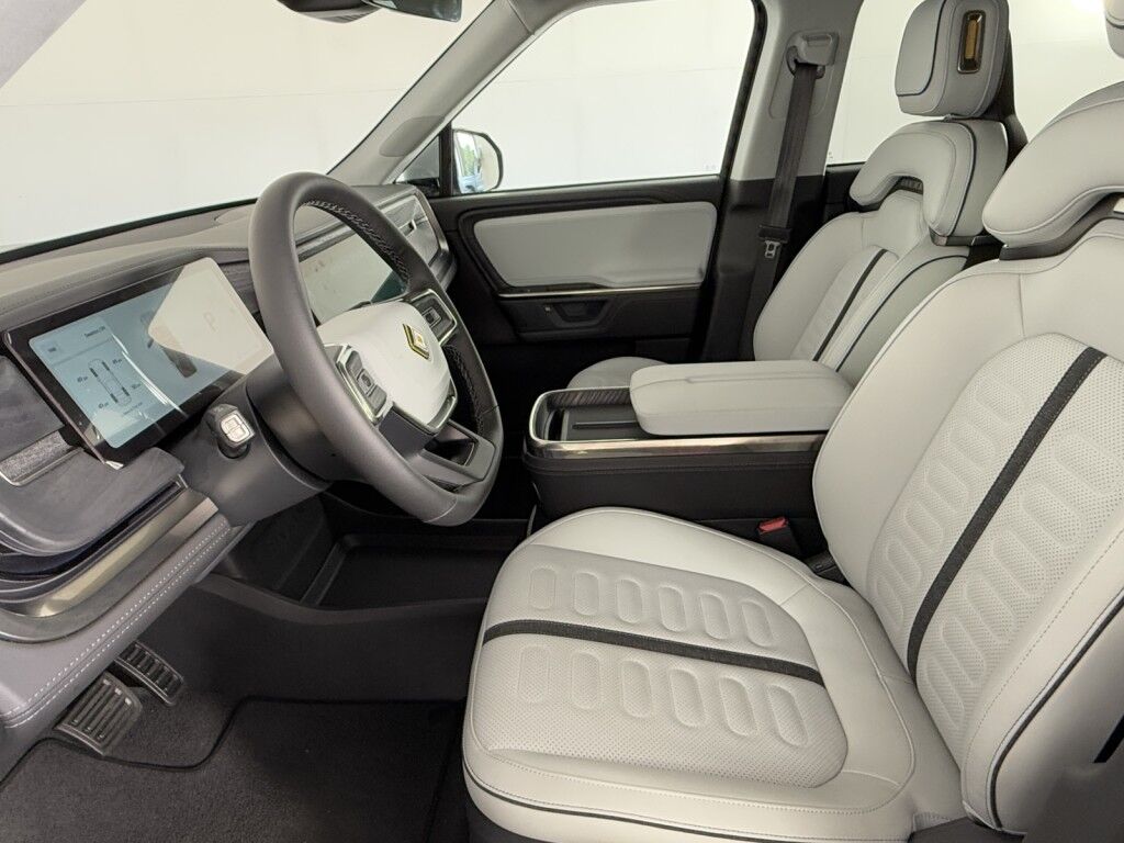2025 Rivian R1S Adventure Dual-Motor Max Pack Maumee OH
