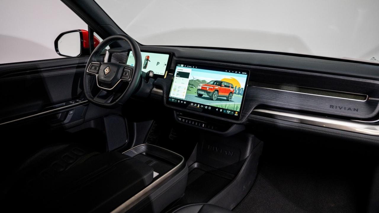 2025 Rivian R1S Adventure Franklin TN