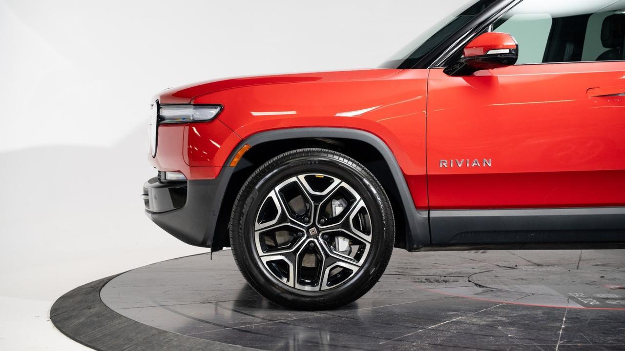 2025 Rivian R1S Adventure Franklin TN