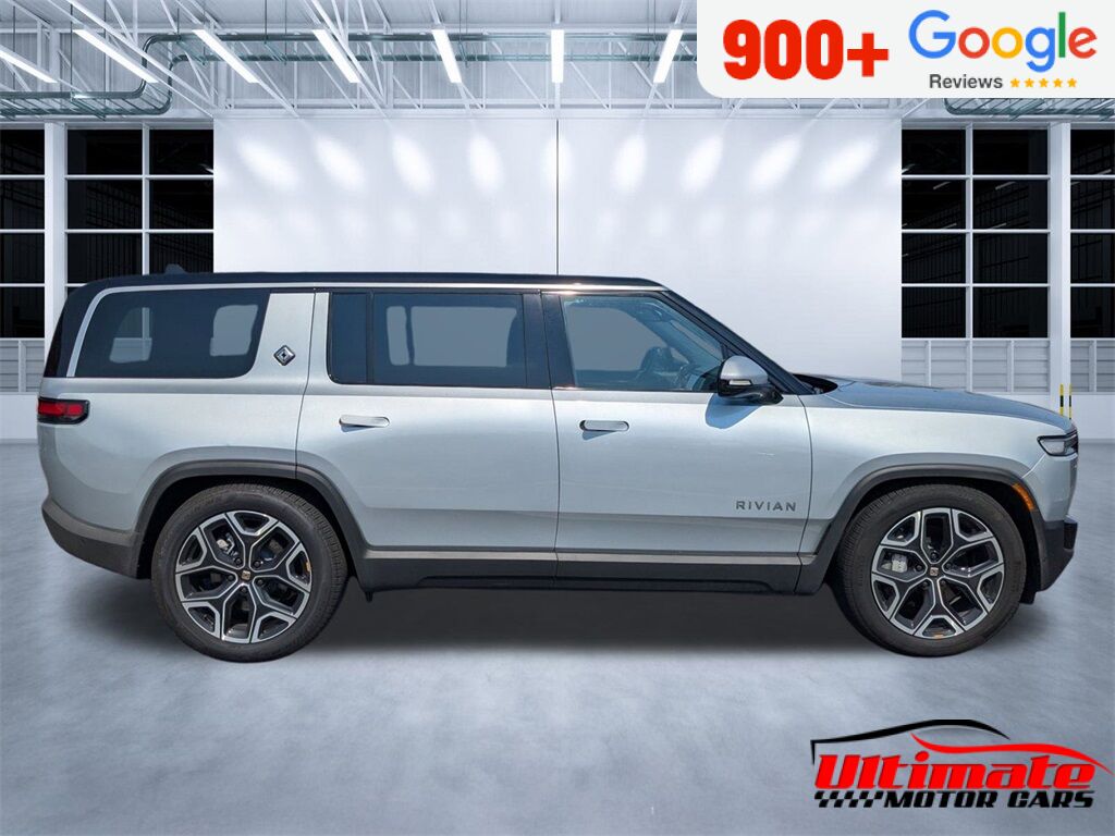 2025 Rivian R1S Adventure