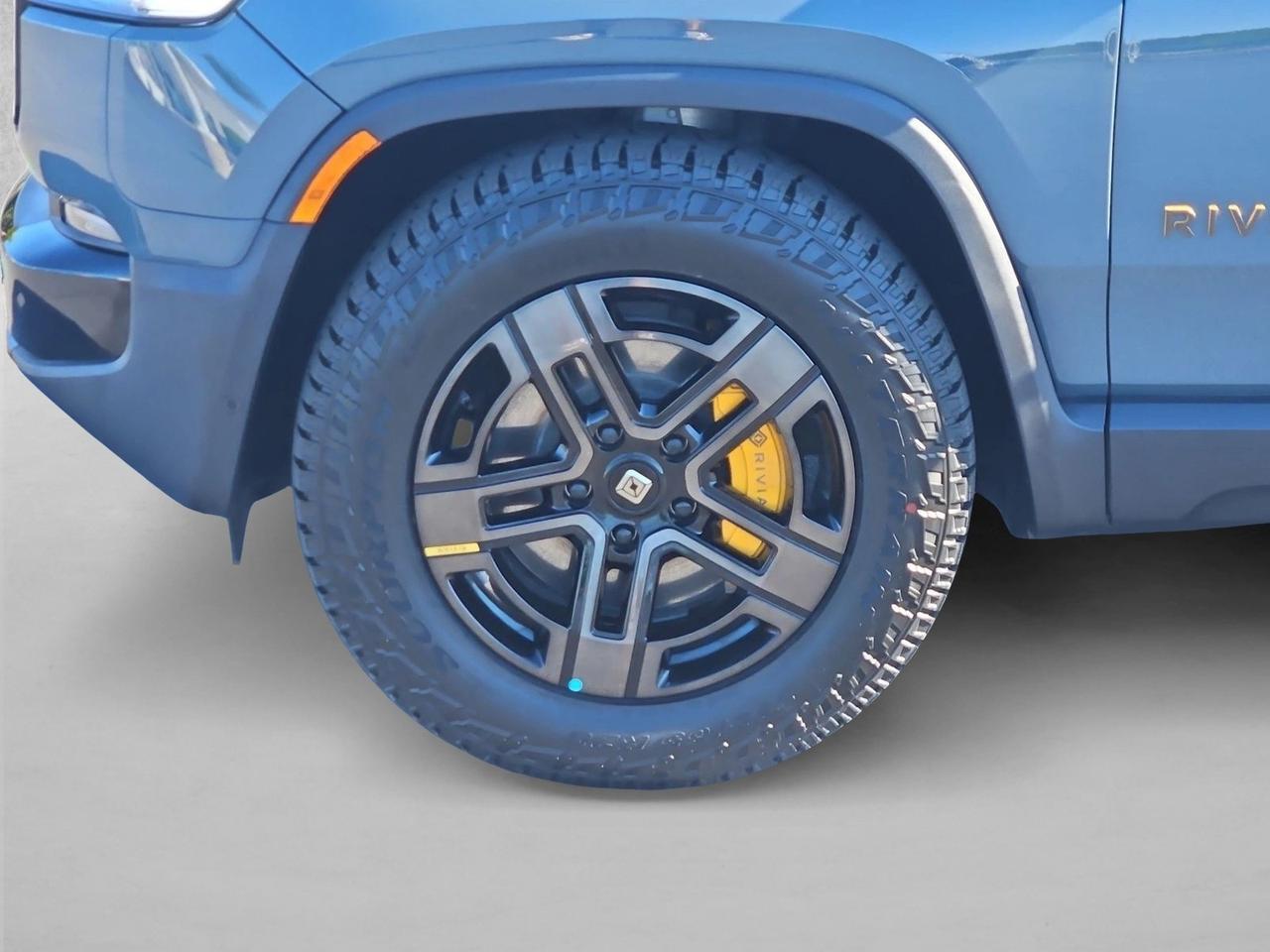 2025 Rivian R1S Ascend Roseville CA