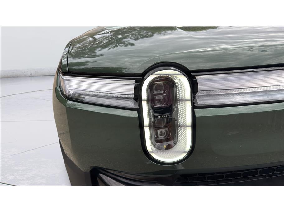 2025 Rivian R1S Dual Standard Sport Utility 4D Folsom CA