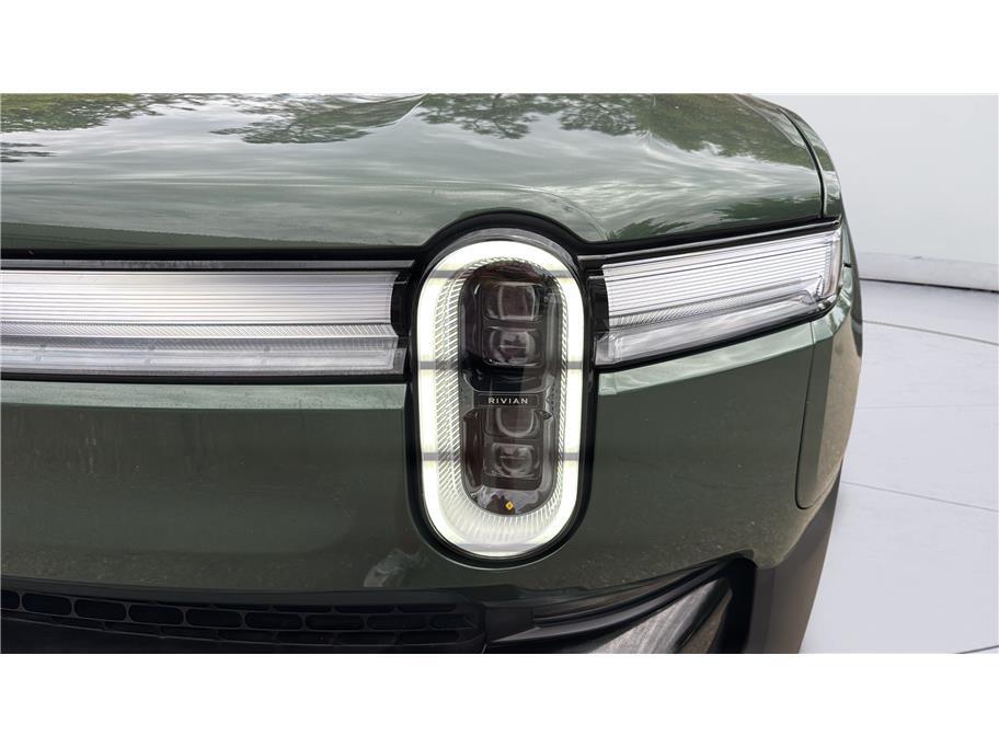 2025 Rivian R1S Dual Standard Sport Utility 4D Folsom CA