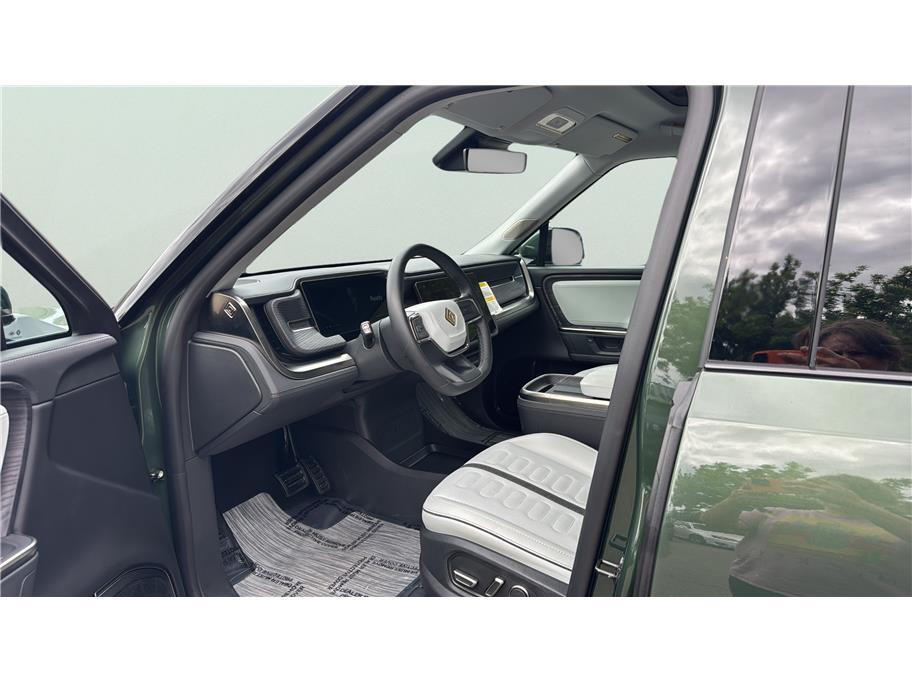 2025 Rivian R1S Dual Standard Sport Utility 4D Folsom CA