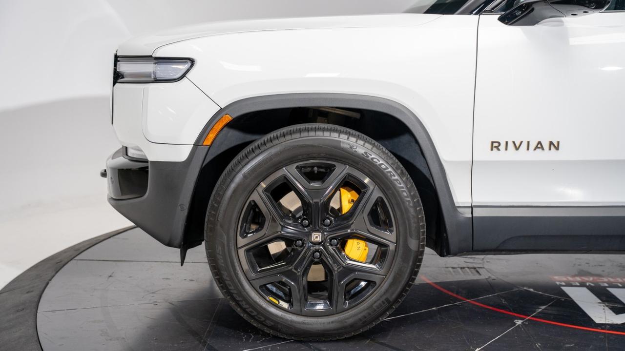 2025 Rivian R1S Premium Franklin TN