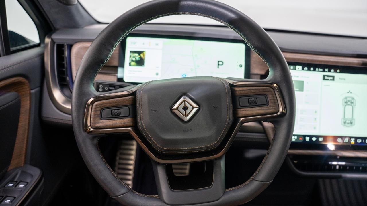 2025 Rivian R1S Premium Franklin TN