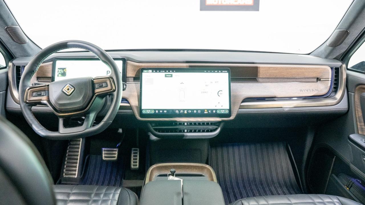 2025 Rivian R1S Premium Franklin TN
