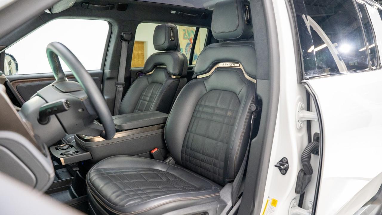 2025 Rivian R1S Premium Franklin TN