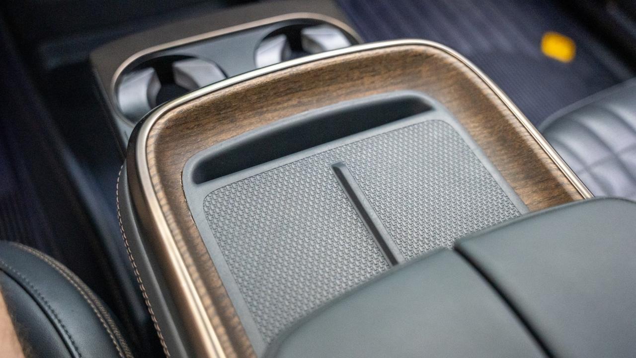 2025 Rivian R1S Premium Franklin TN