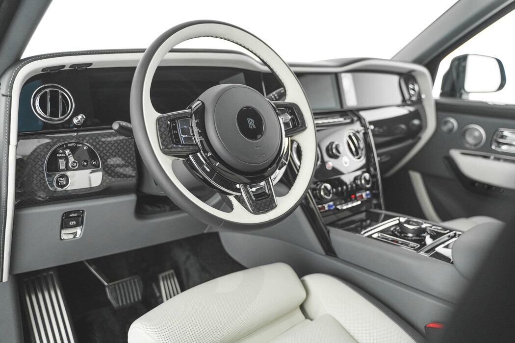 2025 Rolls-Royce Black Badge Cullinan Bellevue WA