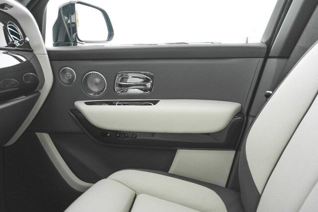 2025 Rolls-Royce Black Badge Cullinan Bellevue WA
