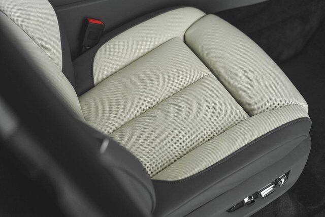 2025 Rolls-Royce Black Badge Cullinan Bellevue WA