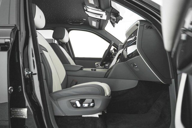 2025 Rolls-Royce Black Badge Cullinan Bellevue WA