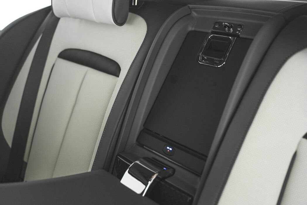 2025 Rolls-Royce Black Badge Cullinan Bellevue WA
