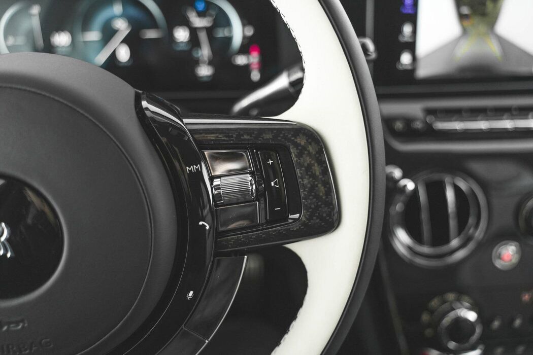 2025 Rolls-Royce Black Badge Cullinan Bellevue WA