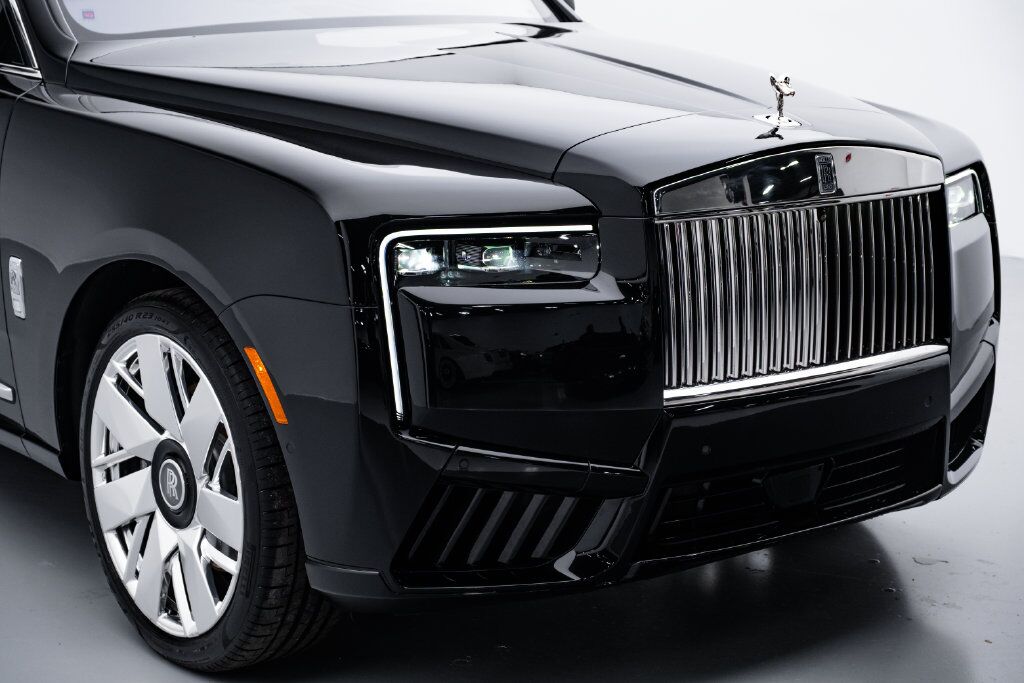 2025 Rolls-Royce Cullinan Base Miami FL