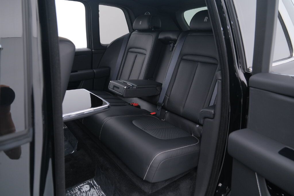 2025 Rolls-Royce Cullinan Base Miami FL