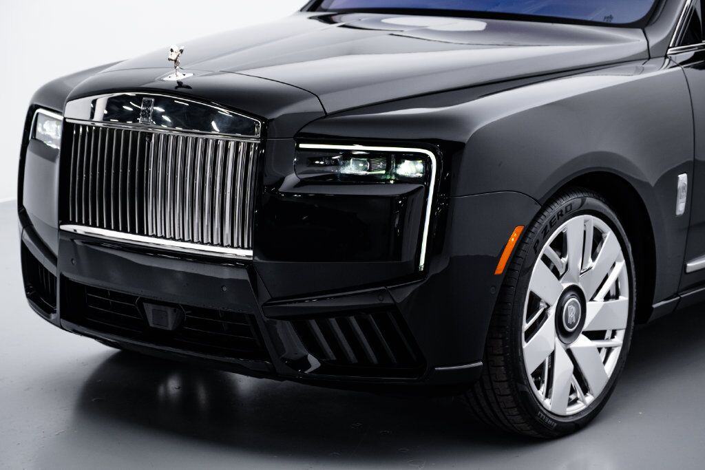 2025 Rolls-Royce Cullinan Base Miami FL
