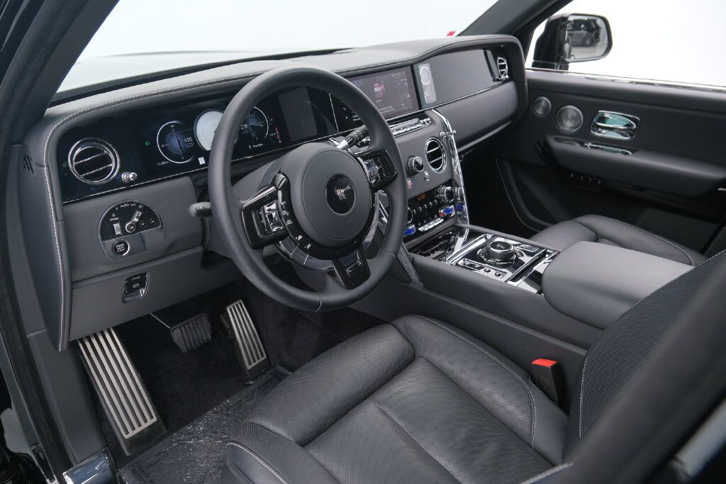 2025 Rolls-Royce Cullinan Base Miami FL