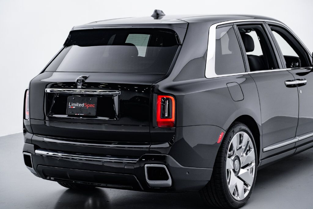 2025 Rolls-Royce Cullinan Base Miami FL
