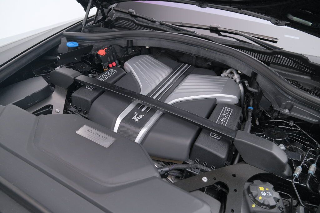 2025 Rolls-Royce Cullinan Base Miami FL
