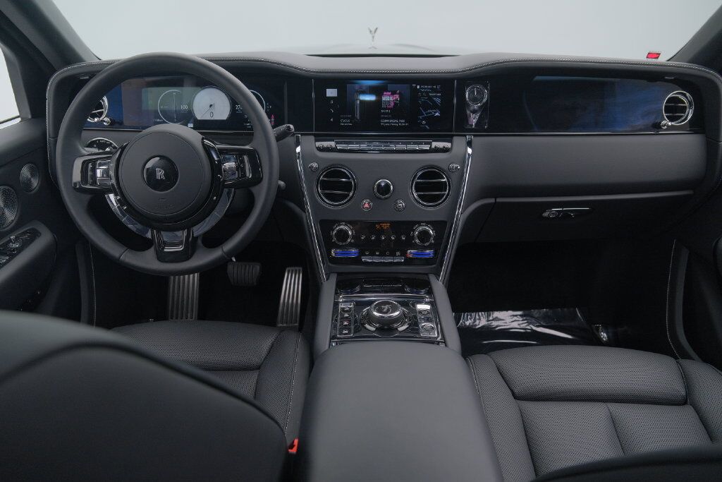 2025 Rolls-Royce Cullinan Base Miami FL