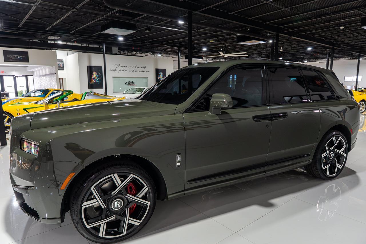 2025 Rolls-Royce Cullinan Black Badge