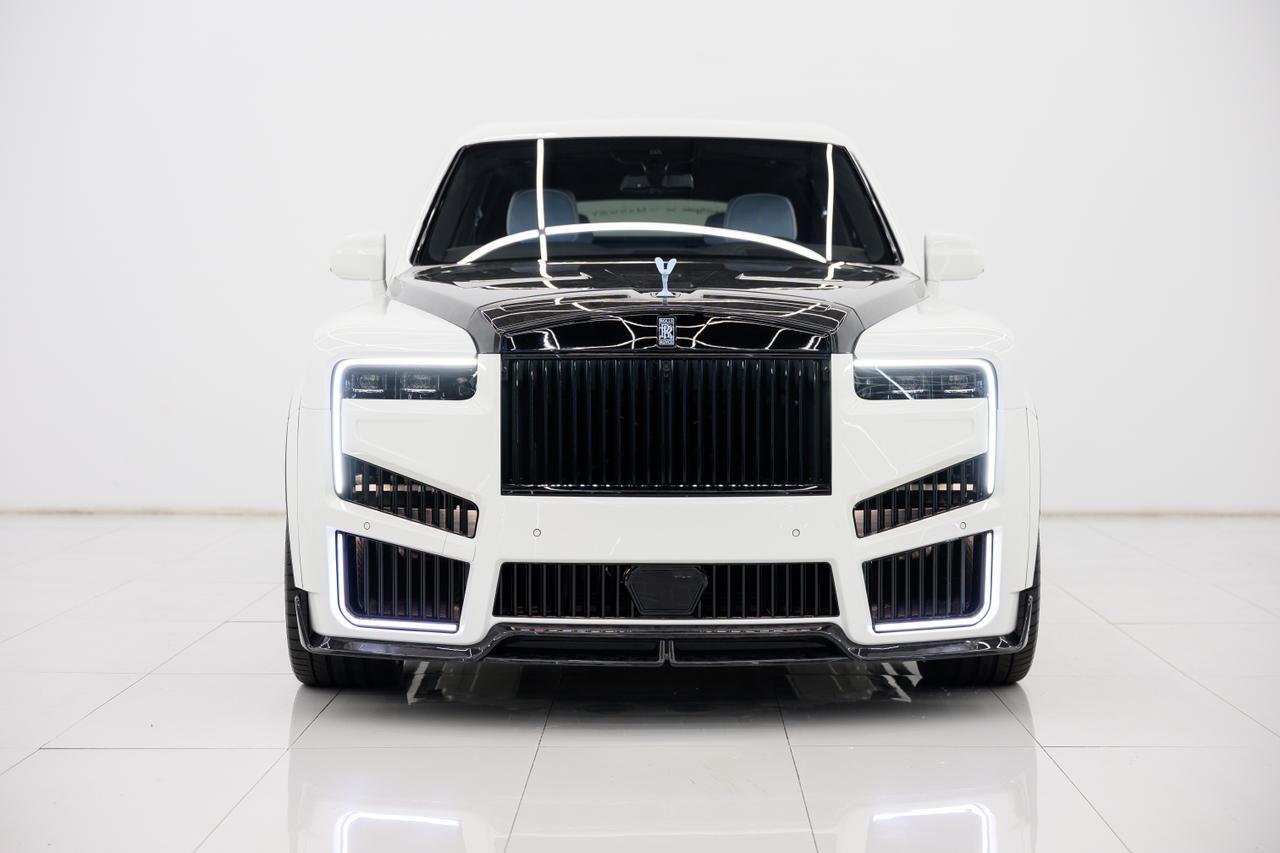 2025 Rolls-Royce Cullinan Mansory