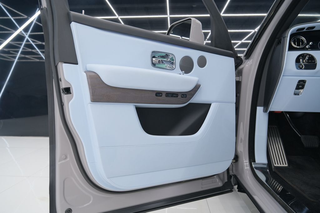 2025 Rolls-Royce Cullinan Mansory Wheels Miami FL