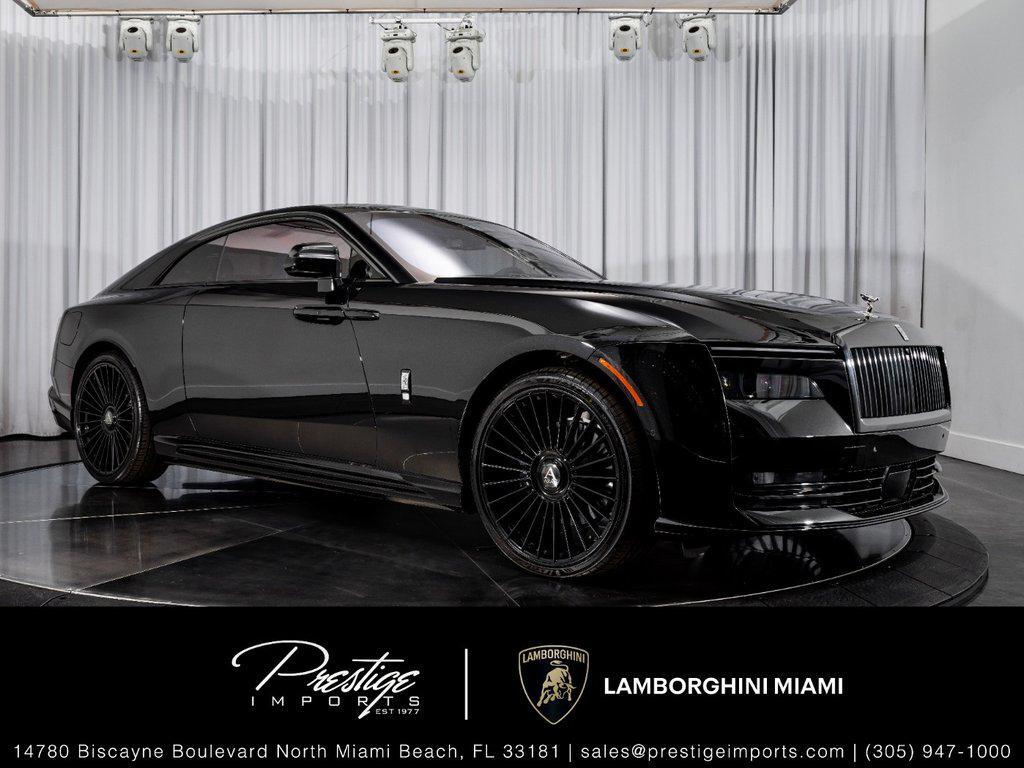 2025 Rolls-Royce Spectre .
