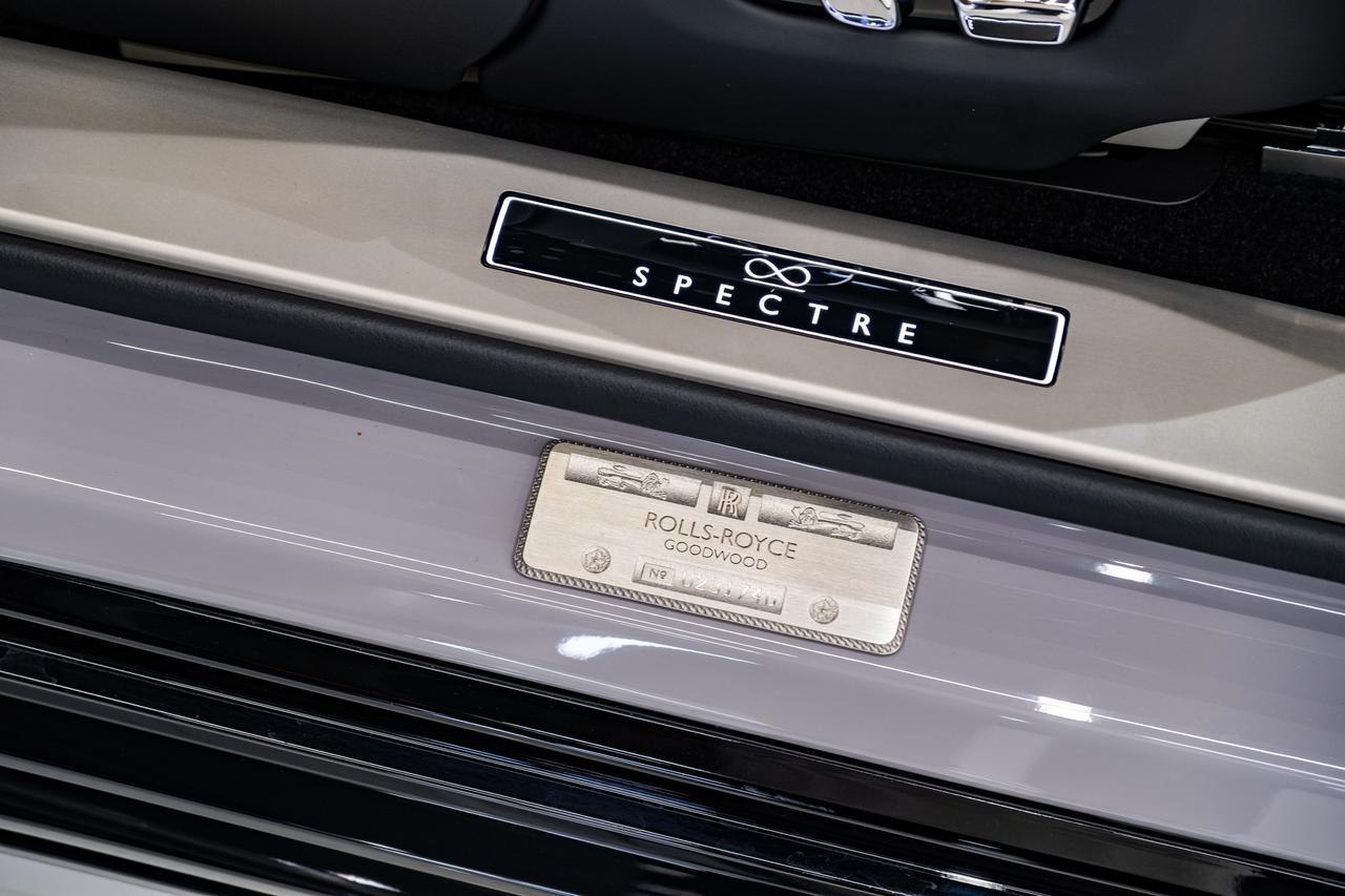 2025 Rolls-Royce Spectre Black Badge Black Badge Miami FL