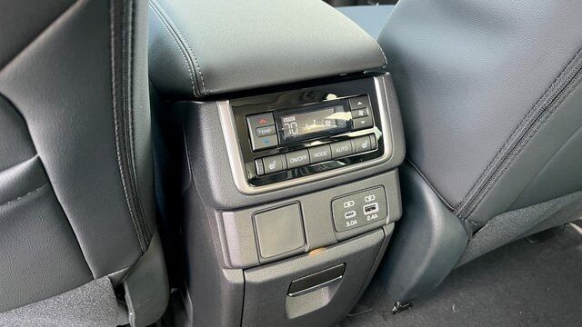 2025 Subaru Ascent Limited Fredericksburg VA