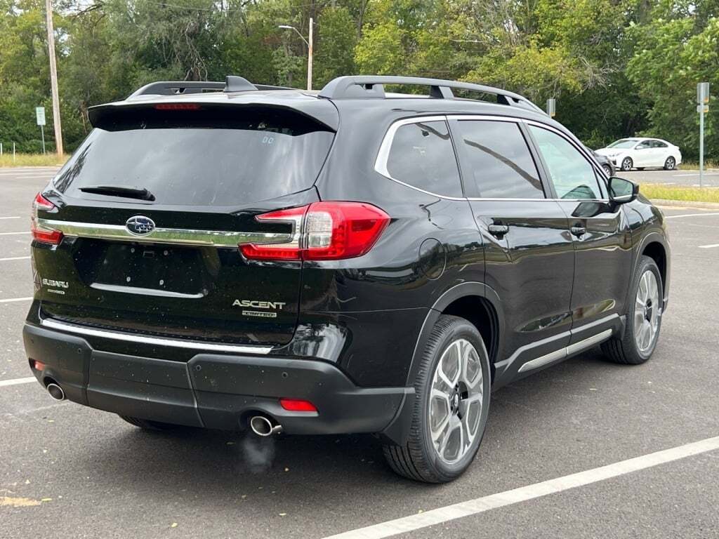 2025 Subaru Ascent Limited Hagerstown MD