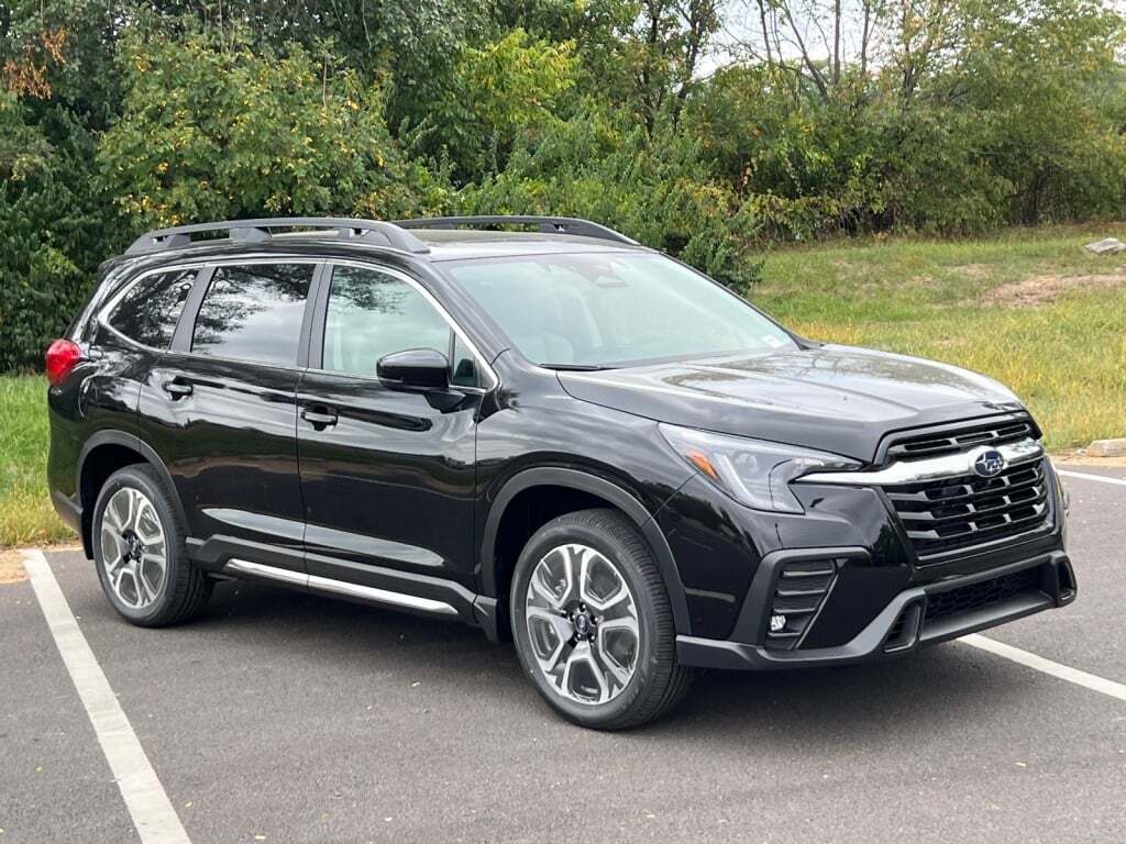 2025 Subaru Ascent Limited Hagerstown MD