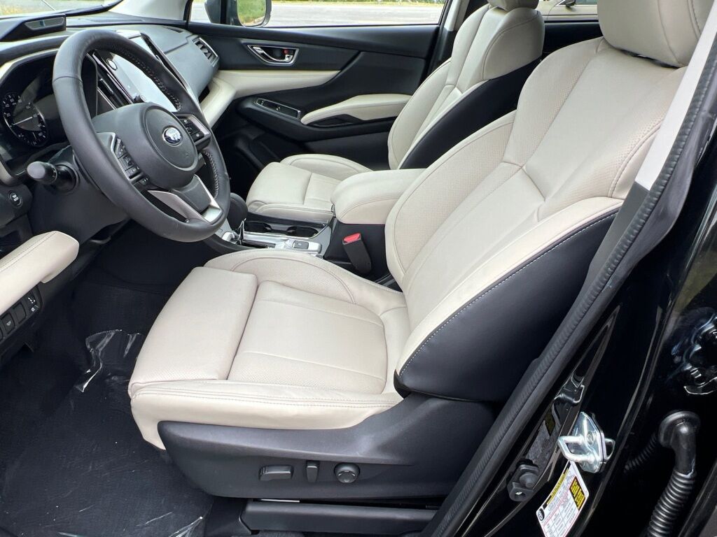 2025 Subaru Ascent Limited Hagerstown MD