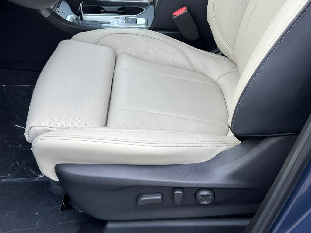 2025 Subaru Ascent Limited Hagerstown MD