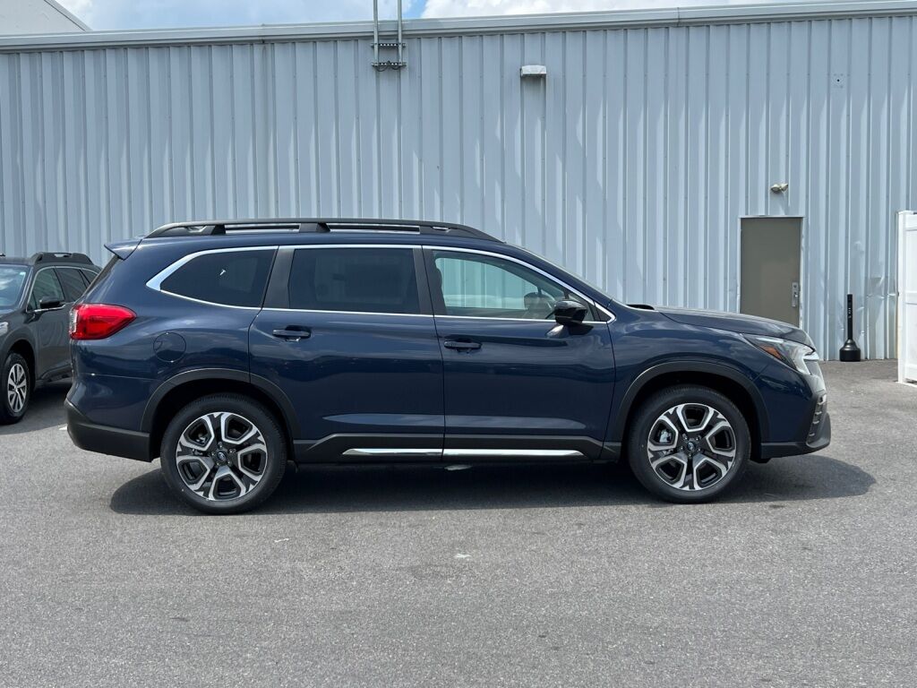 2025 Subaru Ascent Limited Hagerstown MD