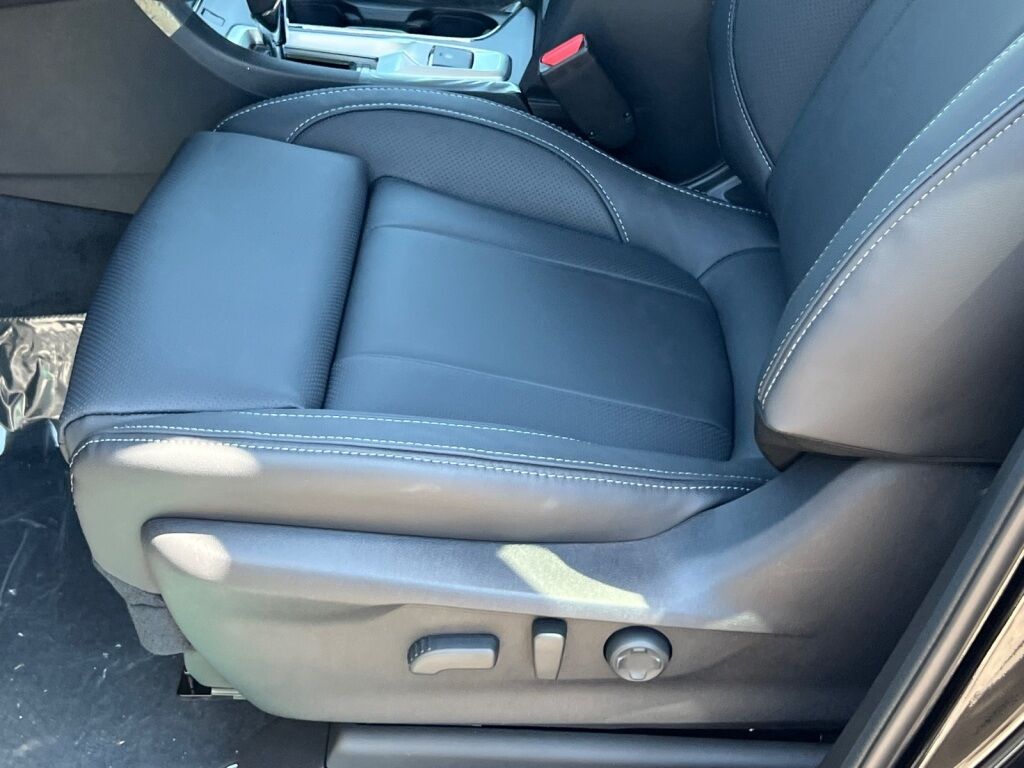 2025 Subaru Ascent Limited Hagerstown MD